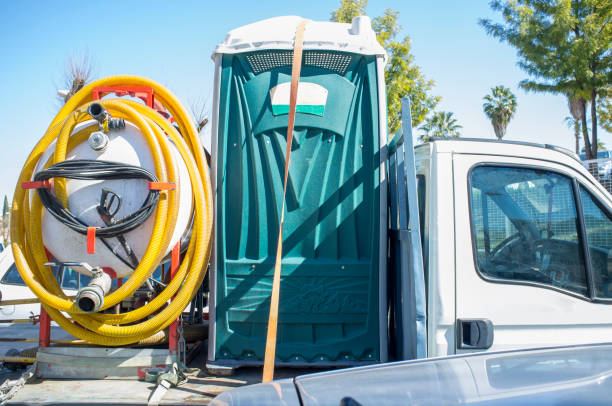 Portable Toilet Options We Offer in Elmwood, IL