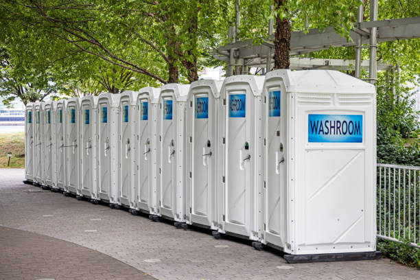 Best Emergency porta potty rental  in Elmwood, IL