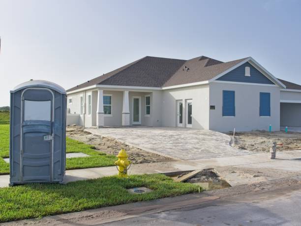 Best Portable bathroom rental  in Elmwood, IL