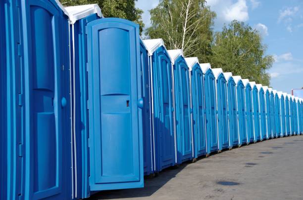 Best Portable toilet rental cost  in Elmwood, IL